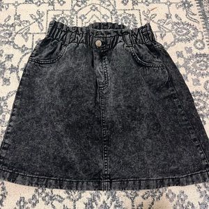 Womens H & M skirt